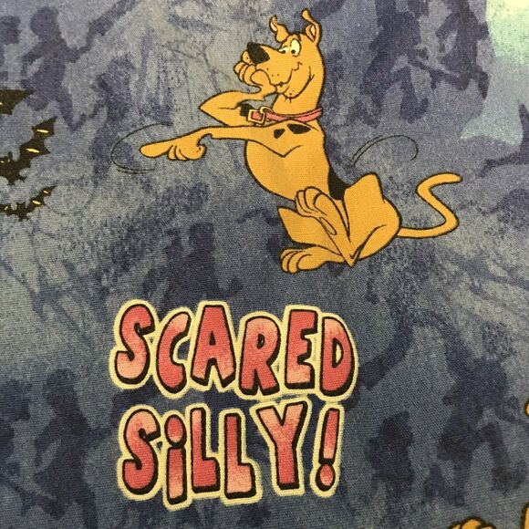 Scooby Doo Scared Silly Scrub Top Women’s S Blue Short Sleeve V-Neck 4 Pockets - Picture 5 of 11